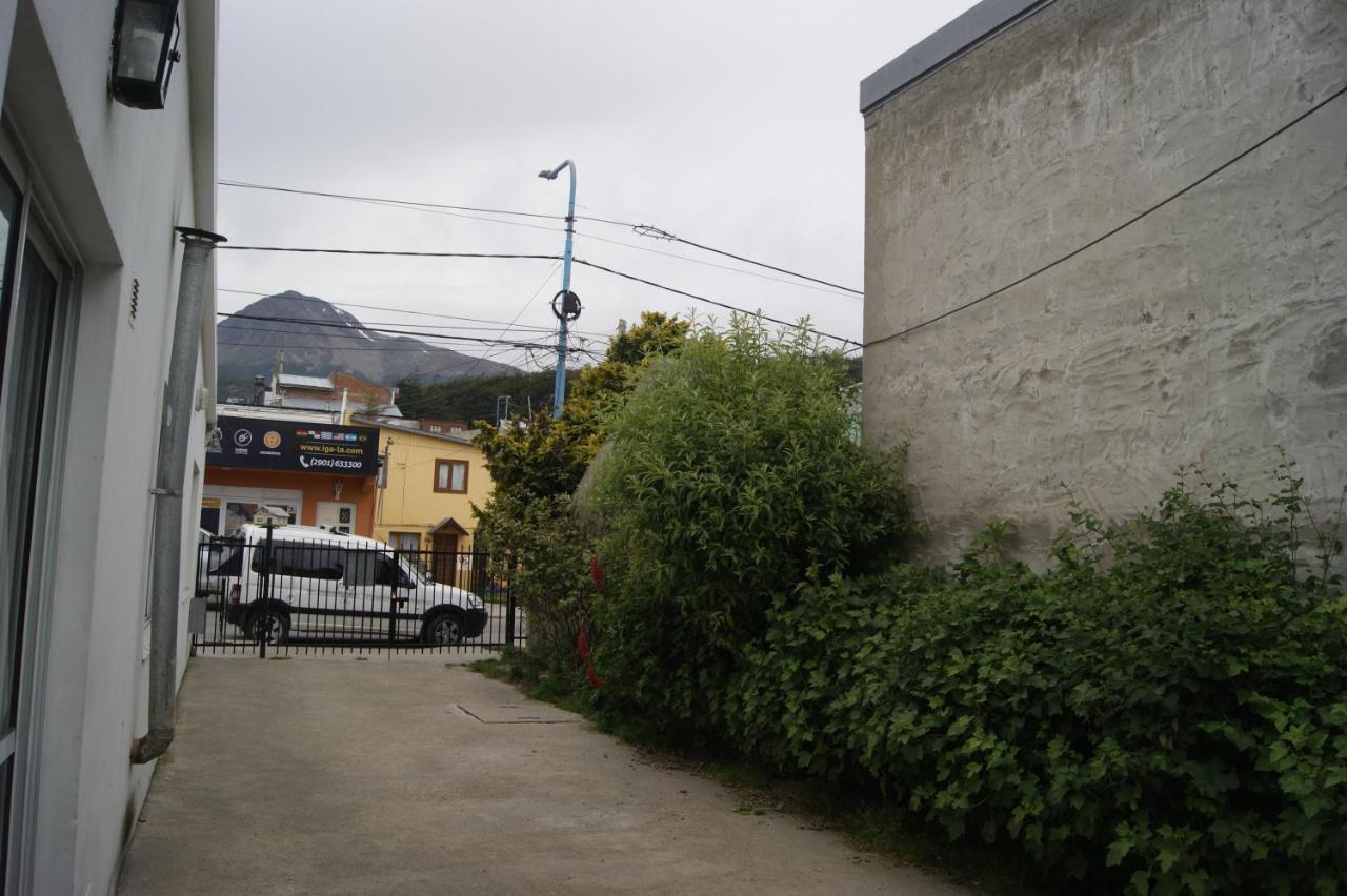 Casa Elena Bed & Breakfast Ushuaia Exterior photo